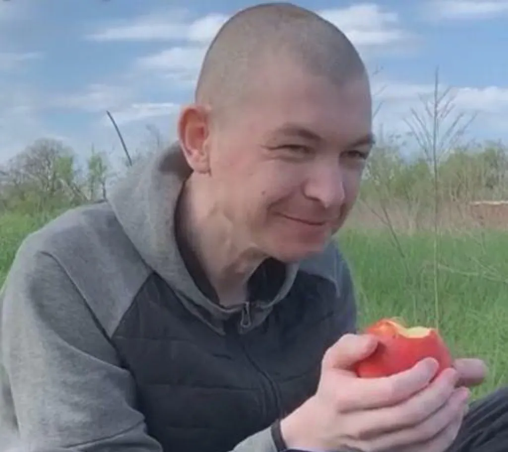 «Мріяв про яблуко і про перемогу»: історія життя та служби Дмитра Шаповалова з Вінниччини