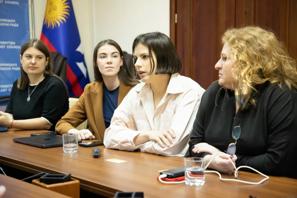 У 15 громадах Вінниччини амбулаторії обладнають сонячними електростанціями