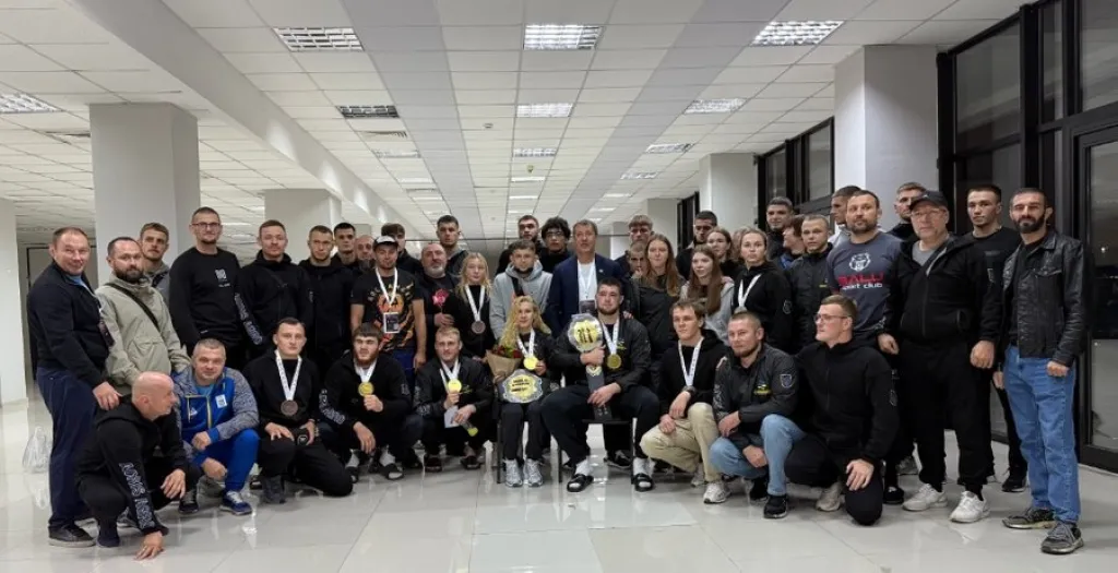 Дві вінничанки вибороли срібло на Чемпіонаті світу з ММА у Тбілісі