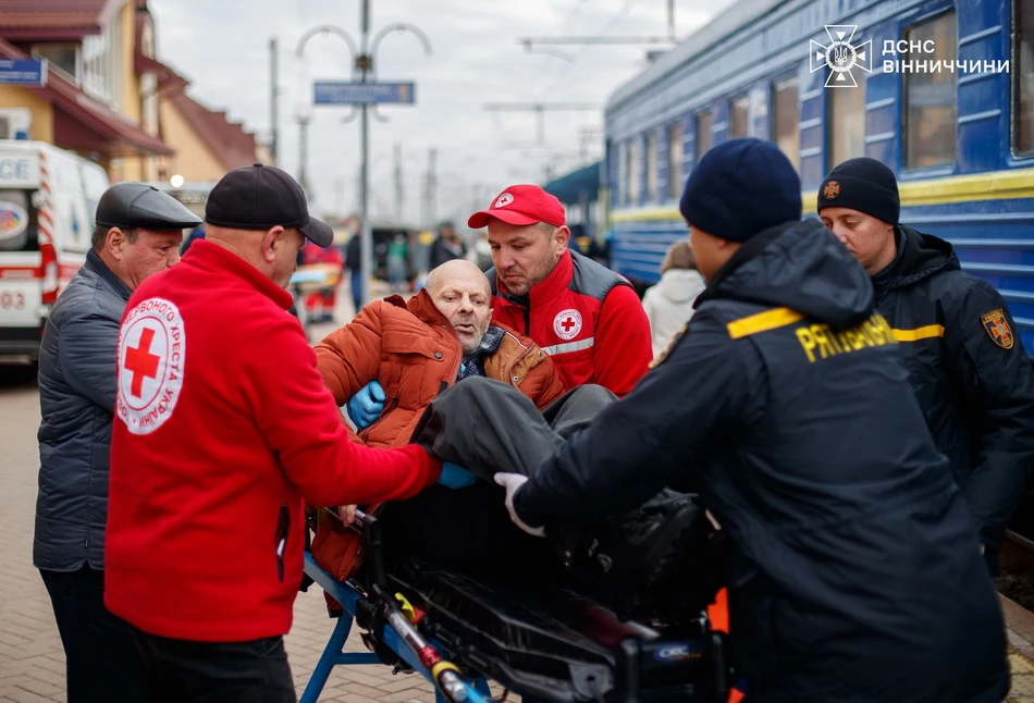 До Вінниці прибув евакуаційний потяг з людьми з прифронтових регіонів