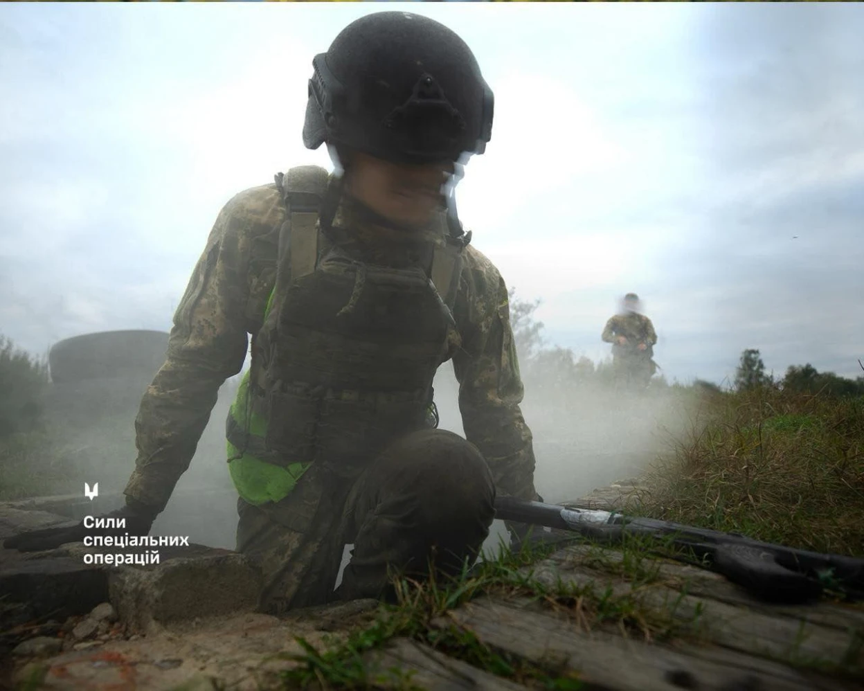 Як тренуються спецпризначенці ССО на психологічній смузі перешкод