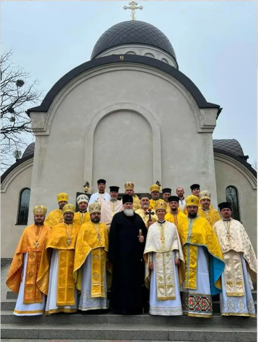 Митрополит ПЦУ очолив Божественну літургію у новому храмі на Вінниччині