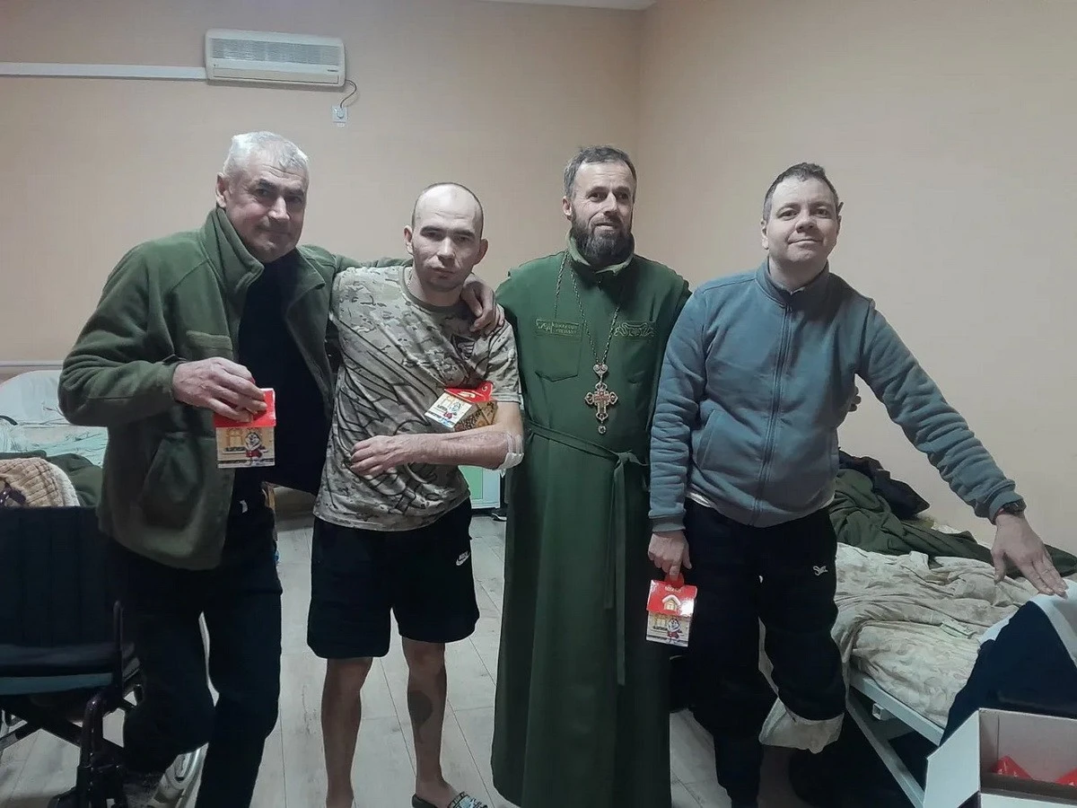 Військові капелани Вінниччини привітали воїнів з Різдвом у госпіталях