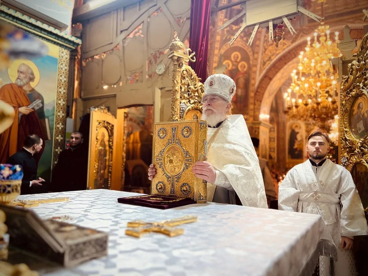 Різдво у вінницьких храмах УПЦ: молитви за мир і перемогу