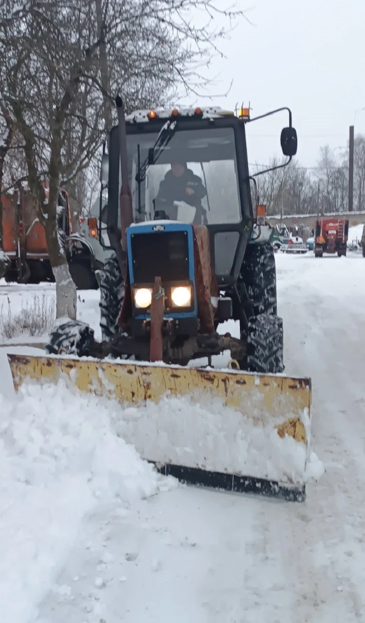 Жінка-тракторист: Оксана Рихлюк змінює стереотипи на Вінниччині