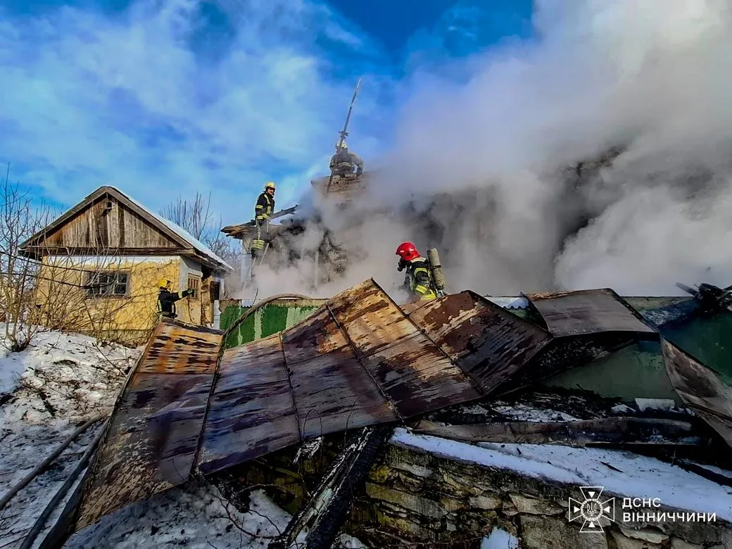 Шість пожеж на Вінниччині за добу: куріння, електрика та пічне опалення