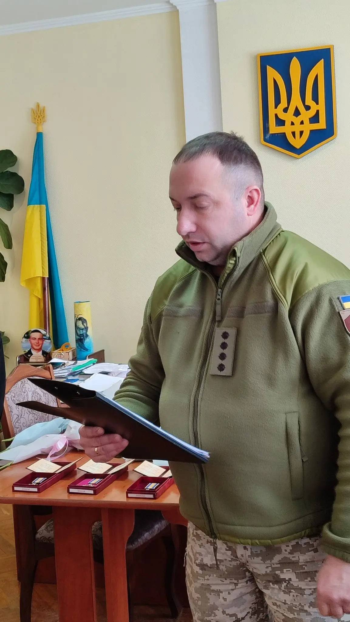 На Вінниччині родинам загиблих захисників вручили посмертні нагороди