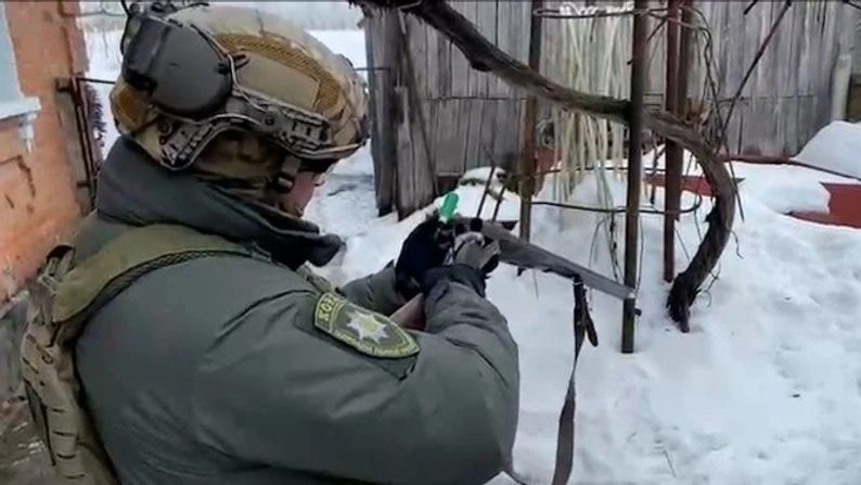 Озброєний опір у Гайсинському районі: на Вінниччині спецпризначенці штурмували будинок агресивного селянина