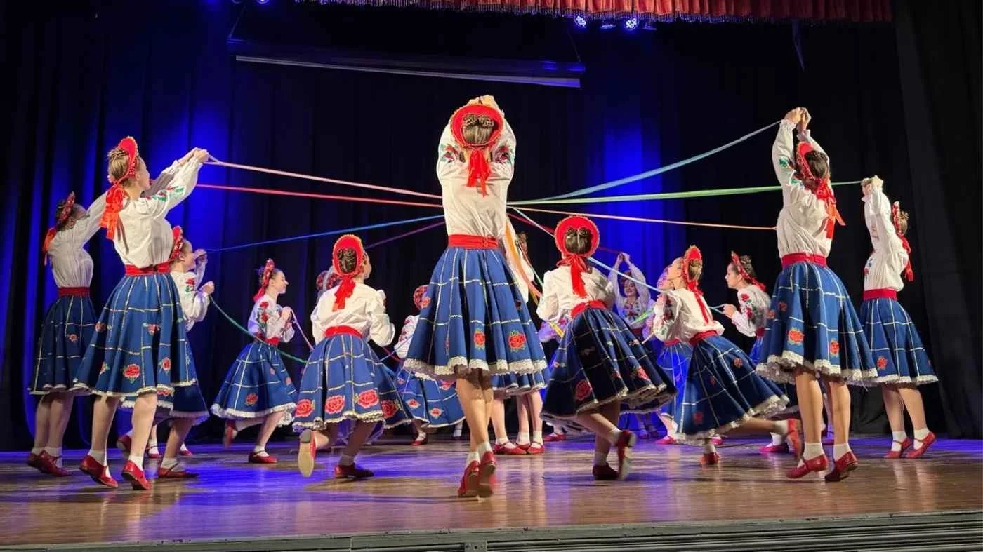 Енергія танцю та прощання зі сценою: як вінницька «Радість» відзначила 28-річчя великим звітом