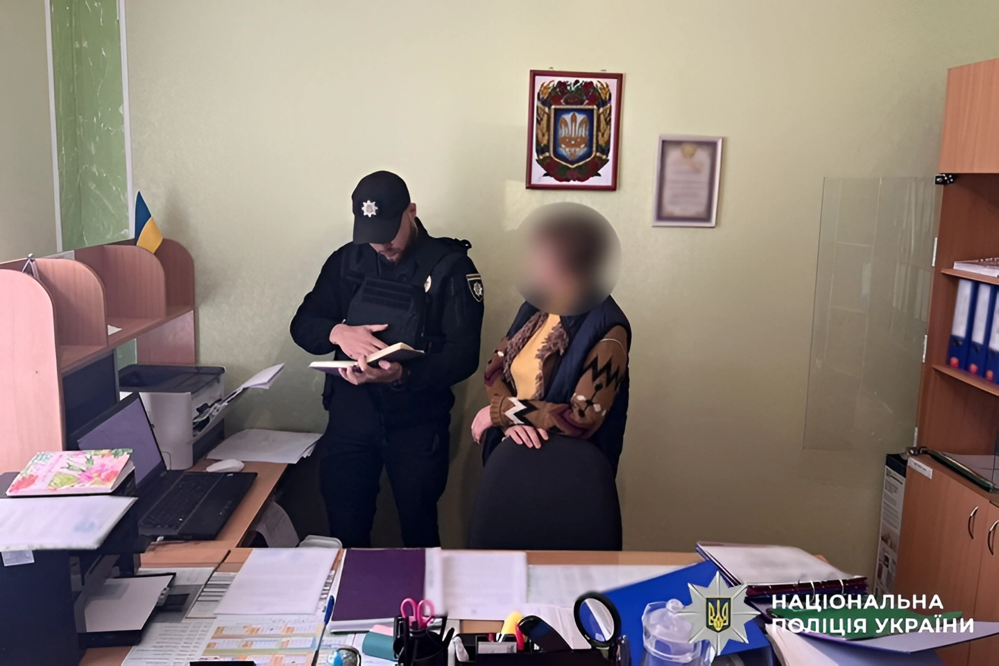 Експлуатація замість опіки: директорку інтернату на Вінниччині викрили у торгівлі людьми