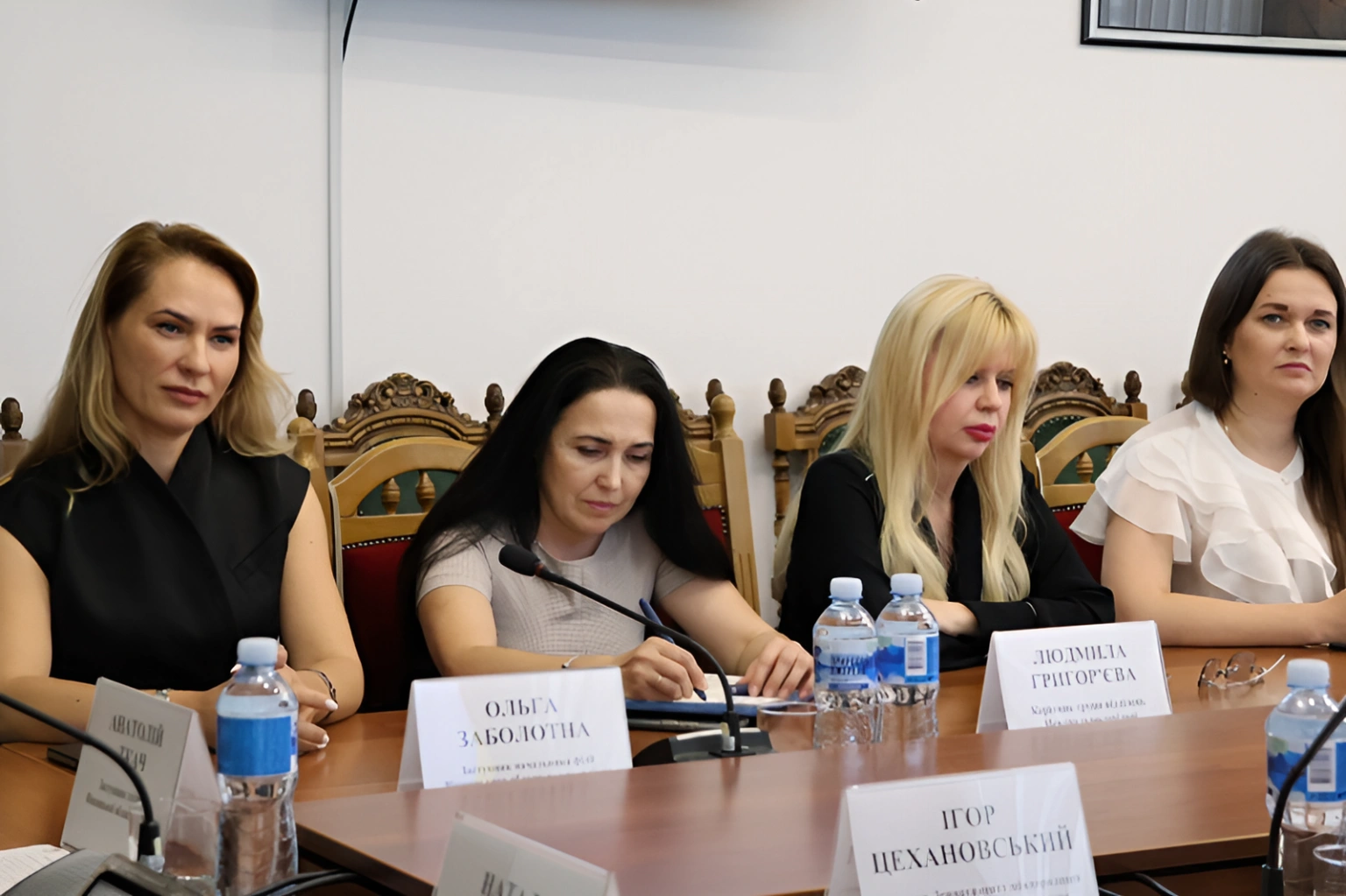 Компенсація відсотків за кредитами: влада та банки провели зустріч на Вінниччині